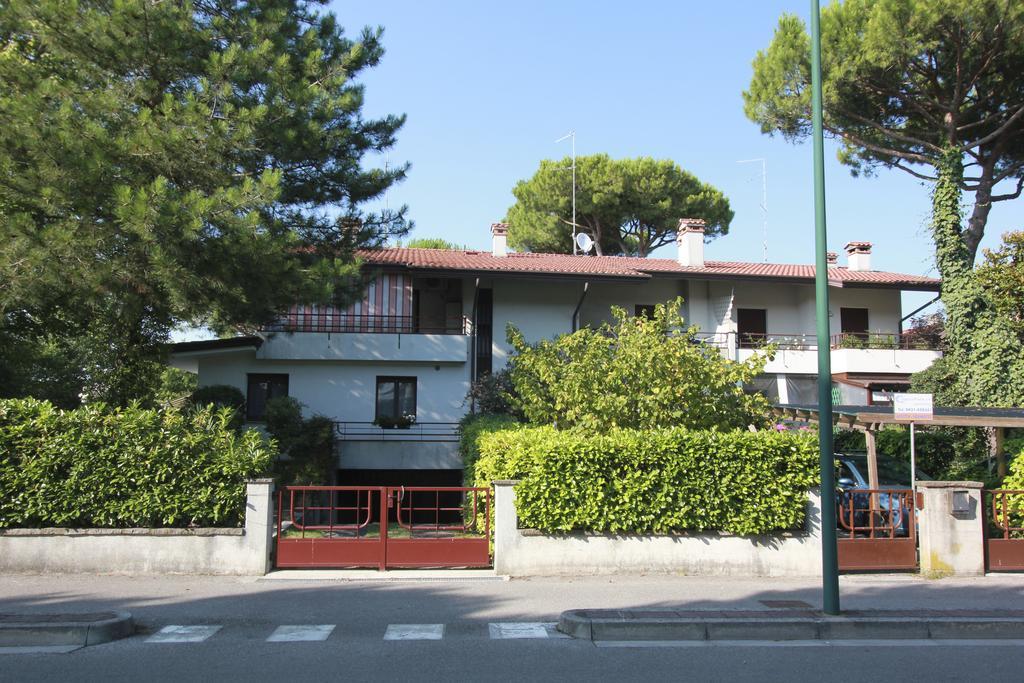 Villa Renata Lignano Sabbiadoro Chambre photo